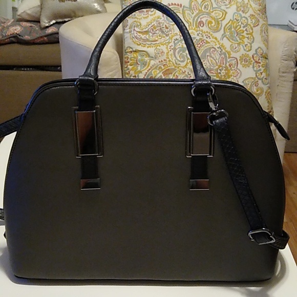 Aldo handbag in gorgeous gunmetal color - Picture 14 of 14